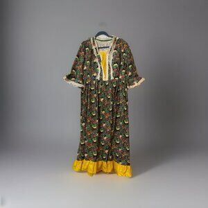 Handmade Floral Print Dress w Yellow Band & Lace Trim, Size Large, Grannycore